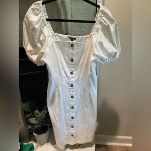 White denim dress w/ buttons. Size M